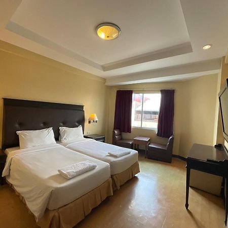 קון קאן Roma Hotel מראה חיצוני תמונה