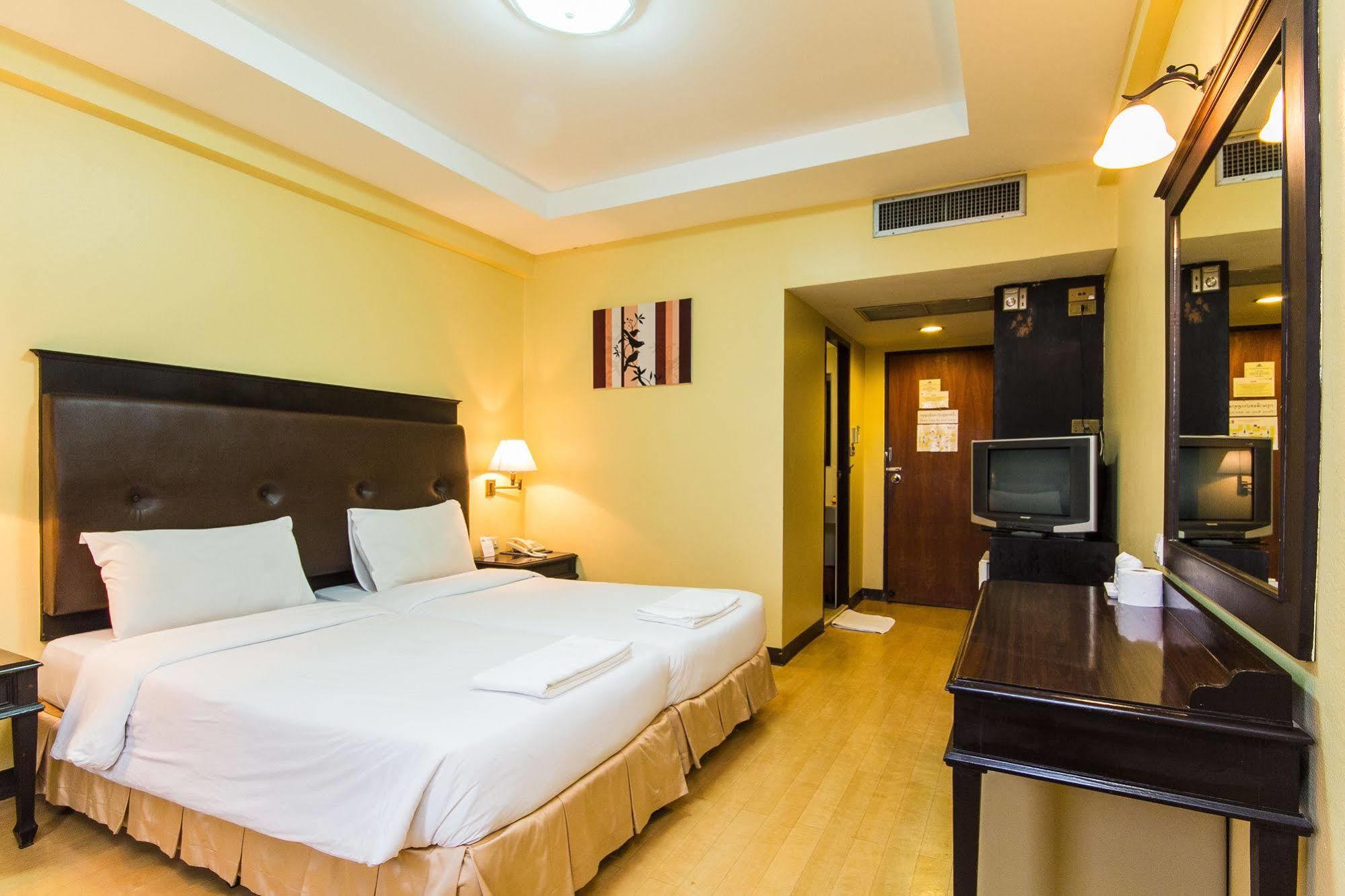 קון קאן Roma Hotel מראה חיצוני תמונה